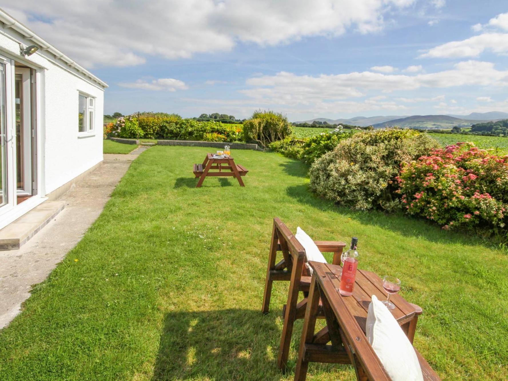 Llanddeiniolen Coed Bolyn Lodge מראה חיצוני תמונה